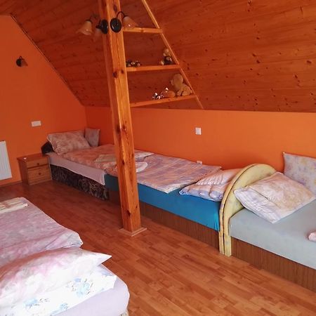Agave Apartman Sarvar Bagian luar foto