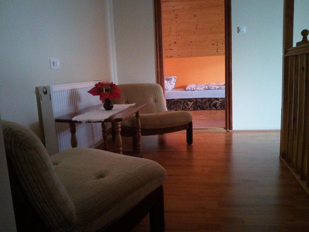 Agave Apartman Sarvar Bagian luar foto