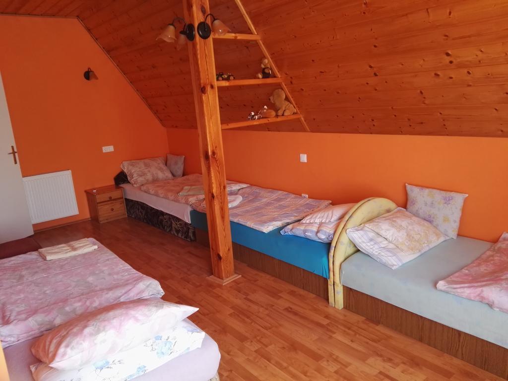 Agave Apartman Sarvar Bagian luar foto